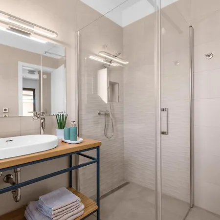 4 Bedroom Amazing In Feriehus *